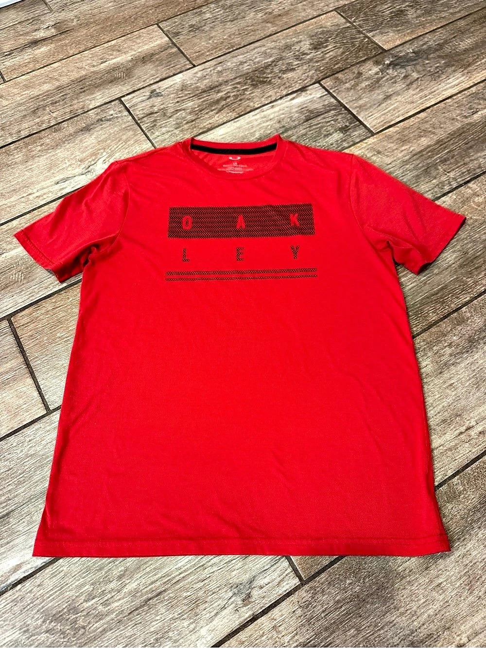 Oakley Bold Logo Graphic Tee Short Sleeve Red Large